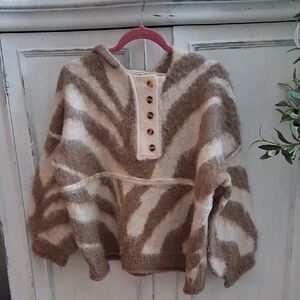 POL Brown and Cream Hooded Sweater